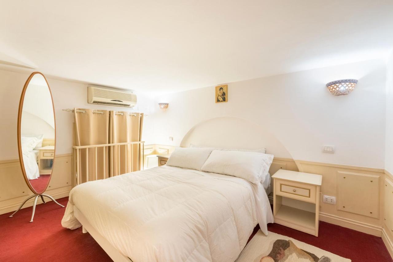 Studio D'Artista, Elegante Loft Nel Cuore Di Roma Buitenkant foto
